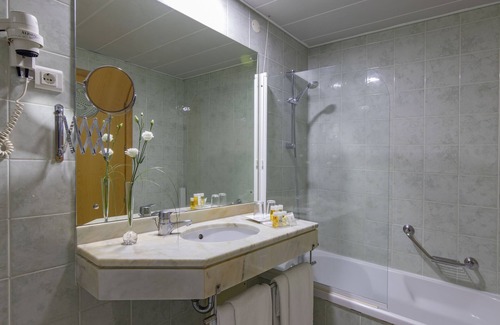Setubal Hotel | Luna Esperança Centro Hotel
