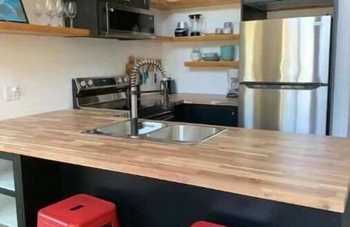 Ucluelet Casa | Luna ~ Halfmoon Bay Beach House