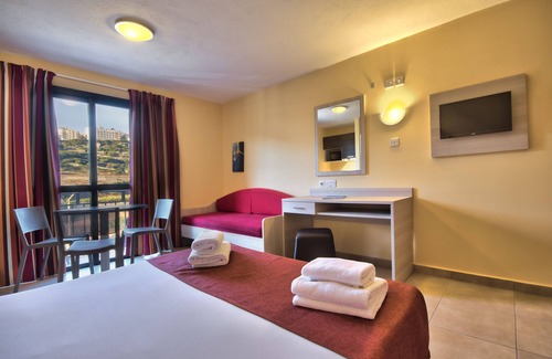 Għadira Hotel | Luna Holiday Complex