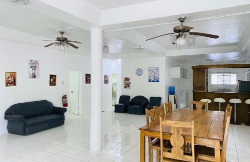 Oslob Casa | Luna Oslob Travellers Inn - Rest House