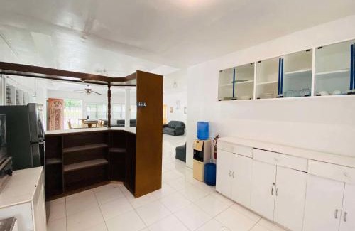 Oslob Casa | Luna Oslob Travellers Inn - Rest House