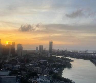 Ibbanwala Apartamento | Luna Tower Luxury Apartment