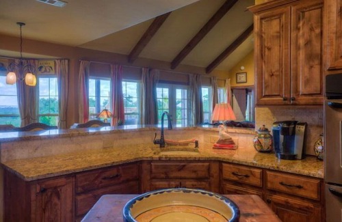 Kerrville Casa | Luna Vista - Hill Country Getaway