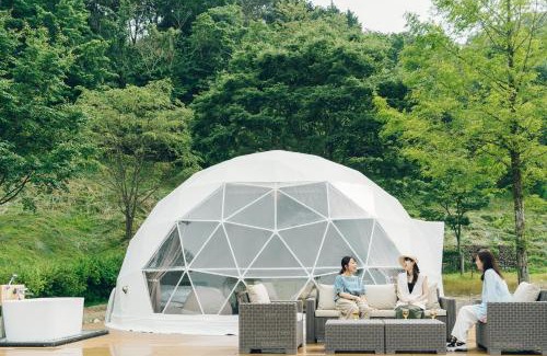 Shikokuchuo Otro | LUONTE 霧の高原 Glamping