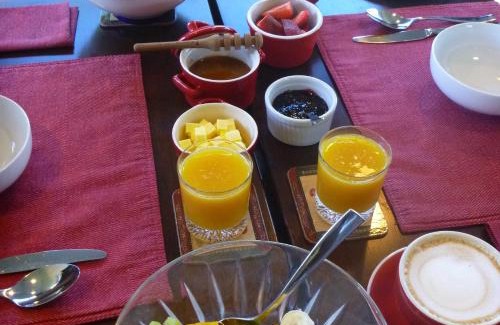 Nukuhau Cama Y Desayuno | Lupin Lodge Bed & Breakfast
