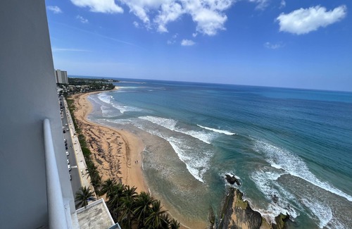 La Pared Condominio | Romantic Oceanfront Balcony Suite Near El Yunque with direct beach access