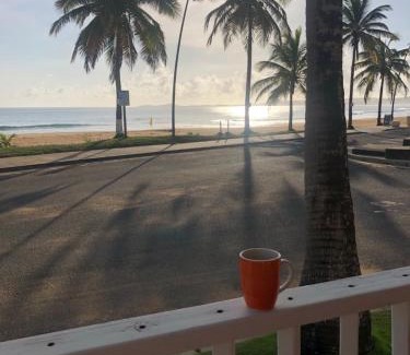 La Pared Hotel | Luquillo Sunrise Beach Inn