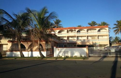 La Pared Hotel | Luquillo Sunrise Beach Inn