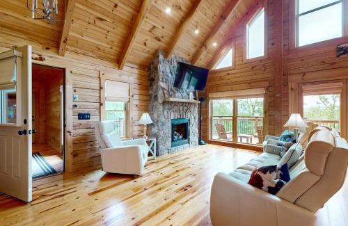 Garner Cove Casa | Lure Ridge Lodge