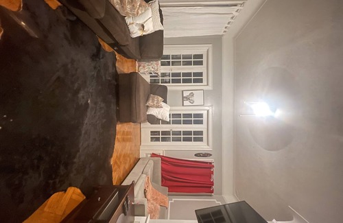 Brooklyn Casa | Lush 3 bedroom loft great for events