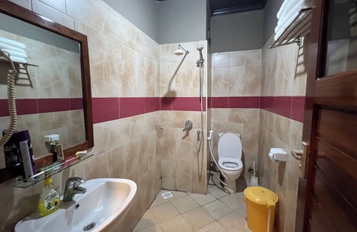 Arusha Hotel | Lush Garden Hotel