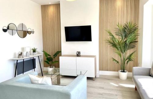 Porthcawl Apartamento | Lush Porthcawl Coney Beach 2 bedroom apt, Spacious, Parking, Prime Location