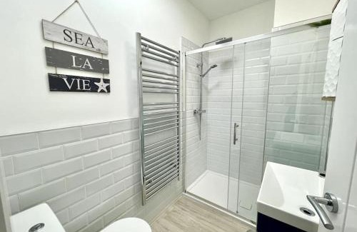 Porthcawl Apartamento | Lush Porthcawl Coney Beach 2 bedroom apt, Spacious, Parking, Prime Location