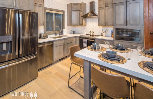 Big Horn Casa | * RECIENTEMENTE RENOVADO * Ski-in / Ski-out Big Horn Condo-¡El mejor Big Horn disponible!