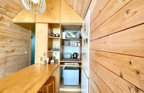 Brightlingsea Cabaña | Lushna Petite 4 at Lee Wick Farm Glamping