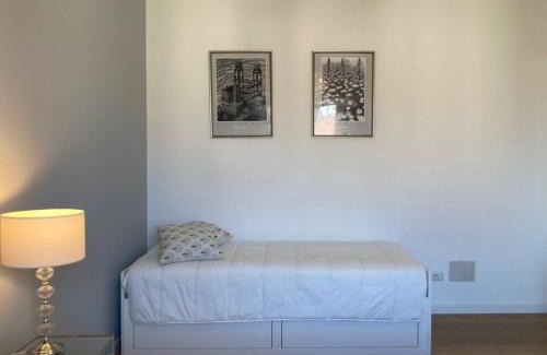 Lorenteggio Apartamento | Lussuoso bilocale Metro Blu Piazza Frattini
