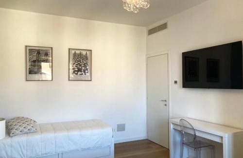 Lorenteggio Apartamento | Lussuoso bilocale Metro Blu Piazza Frattini