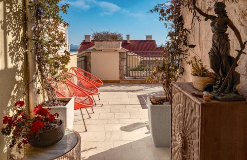 Seoca Casa | Lustica Bay Luxury 2-bedroom townhome in awesome Radovići.