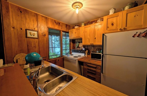 Tuftonboro Cabina | Luthier's Landing #9