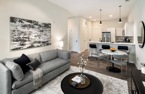 The Hill Apartamento | Lux 2BR Apt Downtown at Yale