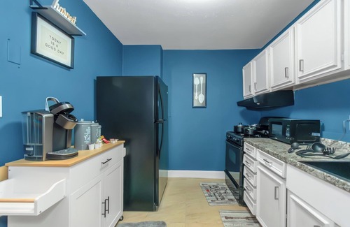 Downtown Atlanta Apartamento | Lux 2BR Apt with Pool & King Beds