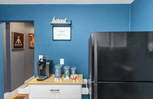 Downtown Atlanta Apartamento | Lux 2BR Apt with Pool & King Beds