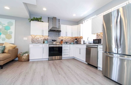 Des Moines Casa | Lux 4-Bedroom DSM Home, Great Location!