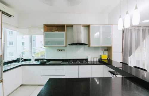 Taman Melawati Cabaña | Lux 6BR Home Private Rooftop Garden Kemensah KL