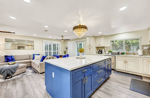 Estates at Canyon Crest Casa | LUX A Massive Beautiful 5bed/4bath with Hot Tub