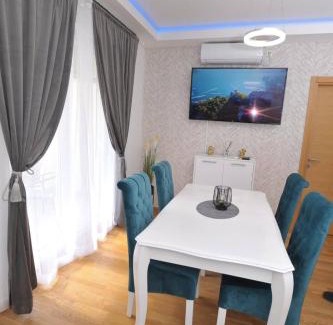 Cacak Apartamento | Lux Apartman "Gold" - Cacak