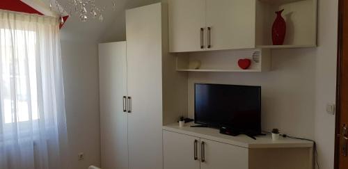 Zemun Apartamento | Lux Apartments With Pool Dex