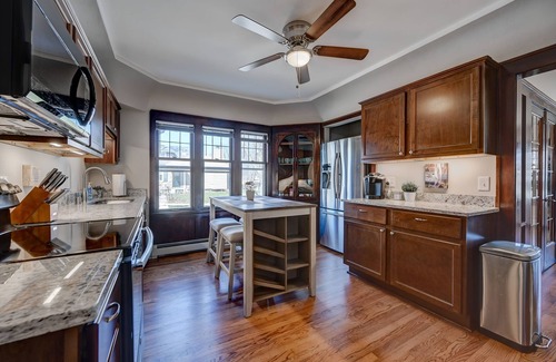 Bay View Casa | Lux Bayview Nest: Near Downtown
