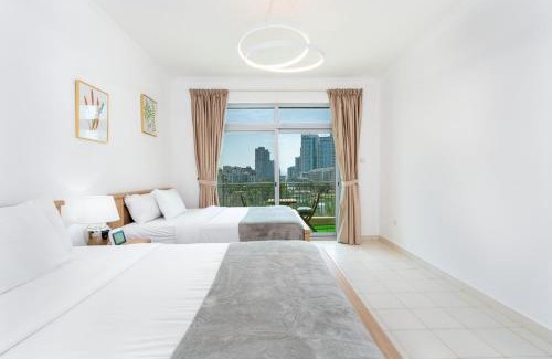 The Greens Apartamento | Lux BnB I Una Tower I Lakes View
