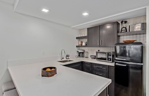 South Scottsdale Apartamento | LUX City View Studio Old Town Gym Balcony