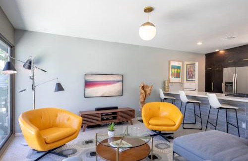 Racquet Club South Casa | Lux Desert Retreat 4BR Pool Spa Stunning Views