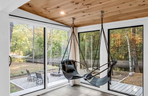 South Casco Casa | LUX Designer Private Waterfront Crooked River SEBAGO