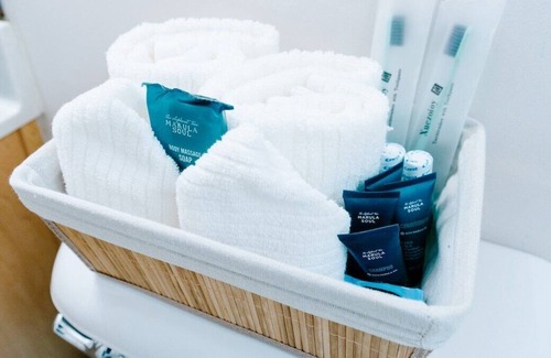 Holly Hill Casa | Lux Experience Summar