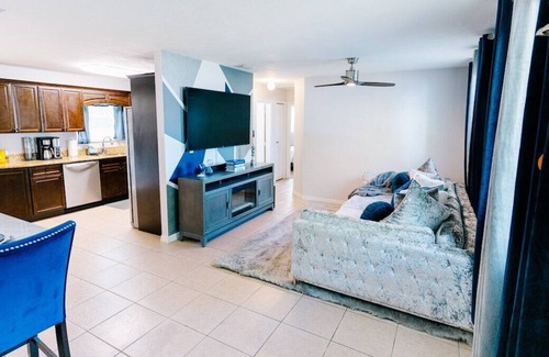 Holly Hill Casa | Lux Experience Summar