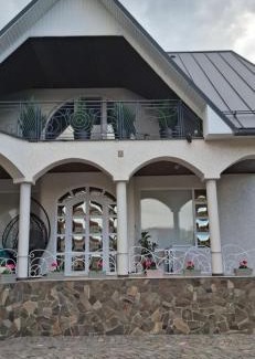Mukachevo Casa | Lux GUEST HOUSЕ МUKACHEVO