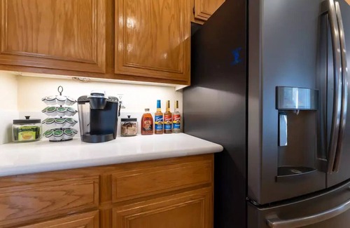 Santa Clarita Casa | Lux Haven with Movie Theater, Hot Tub, Office, and Grill NestNights