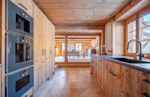 Zig Zag Ward Chalet De Esquí | Lux Heidi Chalet with Panoramic Views near Gstaad
