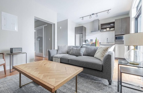 Mount Vernon Triangle Apartamento | Lux Mount Vernon 1BR w/ Gym, Rooftop, W/D, walk to Metro, by Blueground