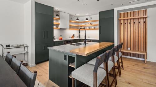 Stowe Area Apartamento | Lux Mountainside 2 Bed Mountainside Condo By Stowe Mountain Rentals