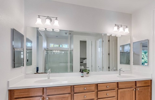 Berryessa Casa | Lux Primary Suite w/ Private BA