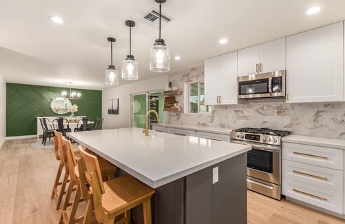 New Papago Parkway Casa | Lux Scottsdale Oasis Heated Pool & Spa + Fire Pit