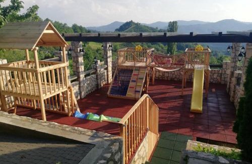 Central Serbia Apartamento | Lux smestaj Ivanjicki konaci