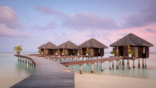 Dhidhoofinolhu Island Complejo | LUX* South Ari Atoll Resort & Villas