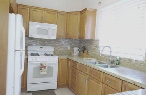 Saint Kitts and Nevis Apartamento | LUX Suites - 1-bedroom apartment in Halfmoon Bay