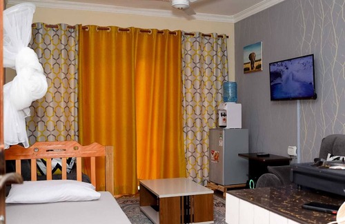 Bamburi Apartamento | Lux Suites Bamburi Furnished Apartments