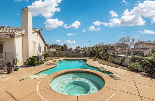 Rancho Cucamonga Casa | LUX Tranquil Heaven: Pool, Spa Oasis in Rancho Cucamonga, CA